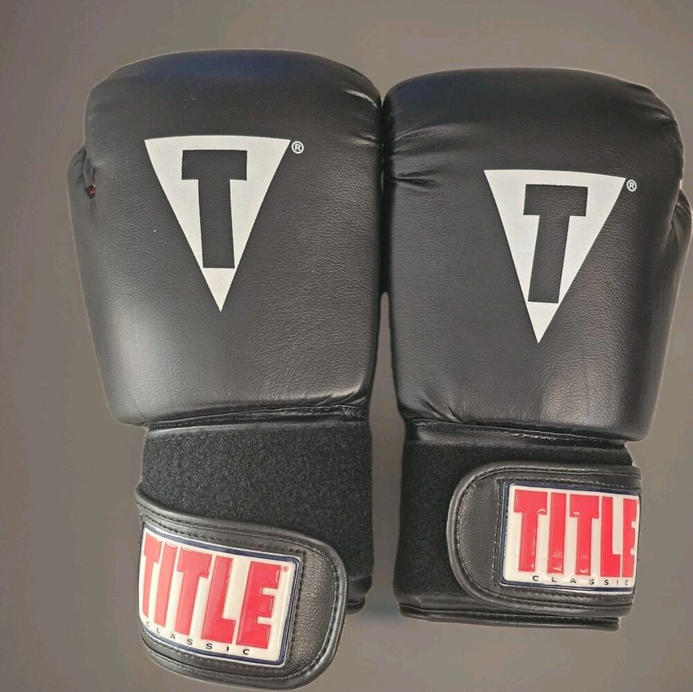 Title Classic Boxing Gloves 12 oz Sparring Fitness